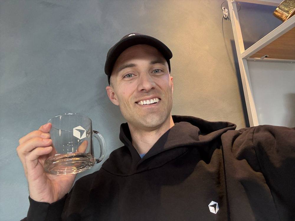 Cursor Cursor 3 hoodie + glass mug drop