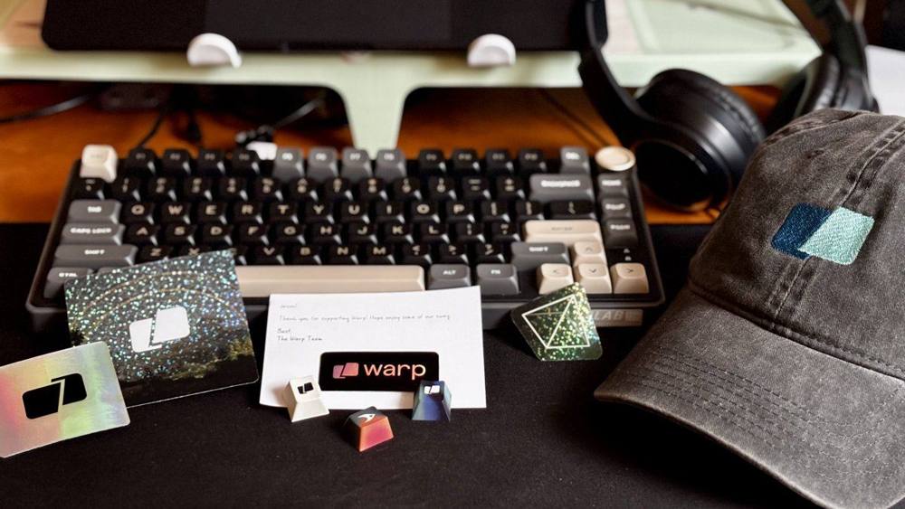 Warp Org swag set: custom keycaps + cap + duffle